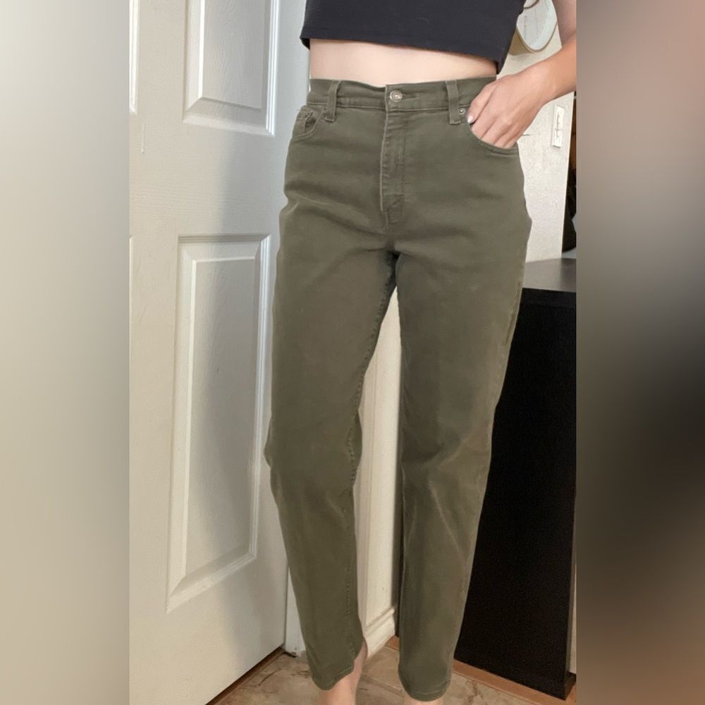 Vintage Y2K Levi's 550 Relaxed Fit Tapered Leg Jeans Sz 6 Green High Waist - Picture 2 of 5
